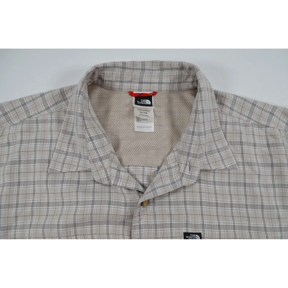 The North Face Long‎ Sleeve Button Up Shirt Men's Size XL Beige Black Plaid Nice